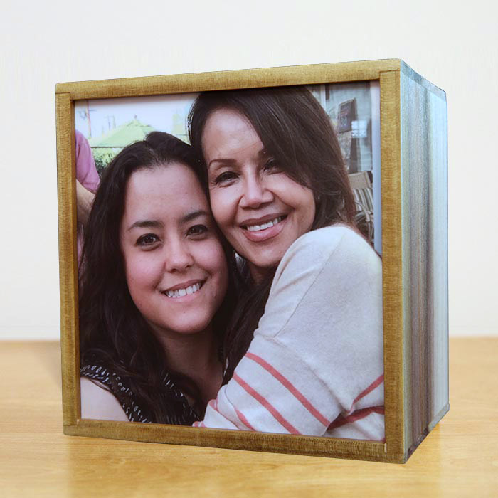 Picture of a custom light box of a mom and daughter